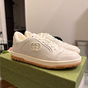 Gucci Women’s MAC80 GG Low Top Sneakers